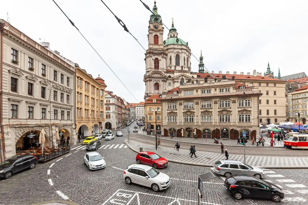 Royal Apartment by Charles Bridge view of Saint Nicholas Church - photo 4