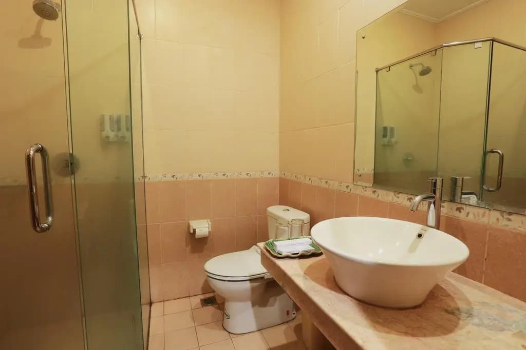 Hotel Intansari - photo 9