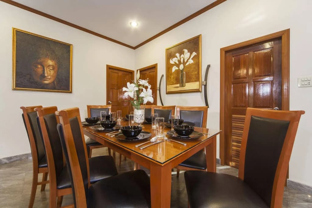 Baan Chokdee - 5 Bed - Private Pool - photo 16