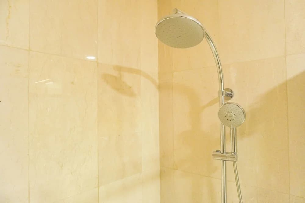 Gorgeous And Comfortable 1Br Sudirman Suites Apartment - photo 9