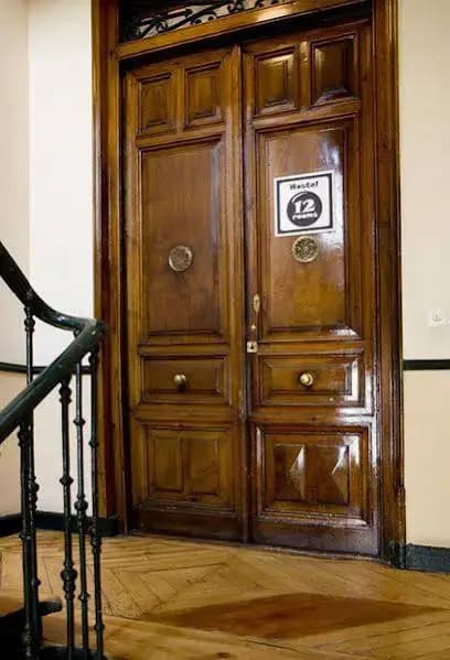 12 Rooms Hostal - photo 11