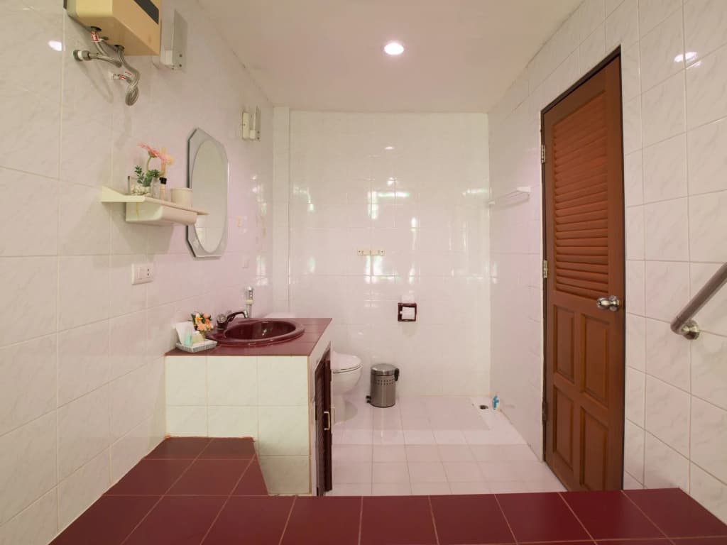 Stefans Guesthouse - photo 10