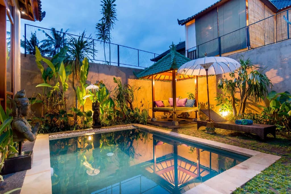 Gajah Biru Bungalows Hotel - photo 21