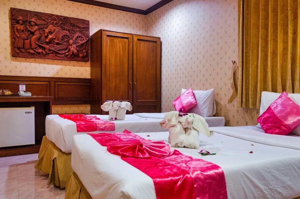 Diva Patong Hotel - photo 5