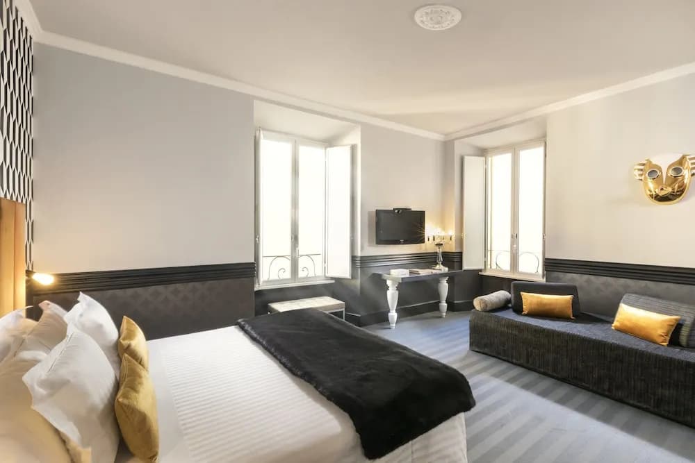 Marco Aurelio Suites - photo 3