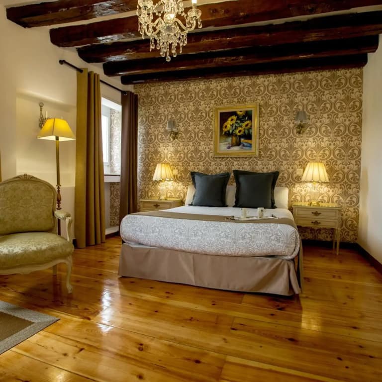 Oriente Palace Apartments - photo 26