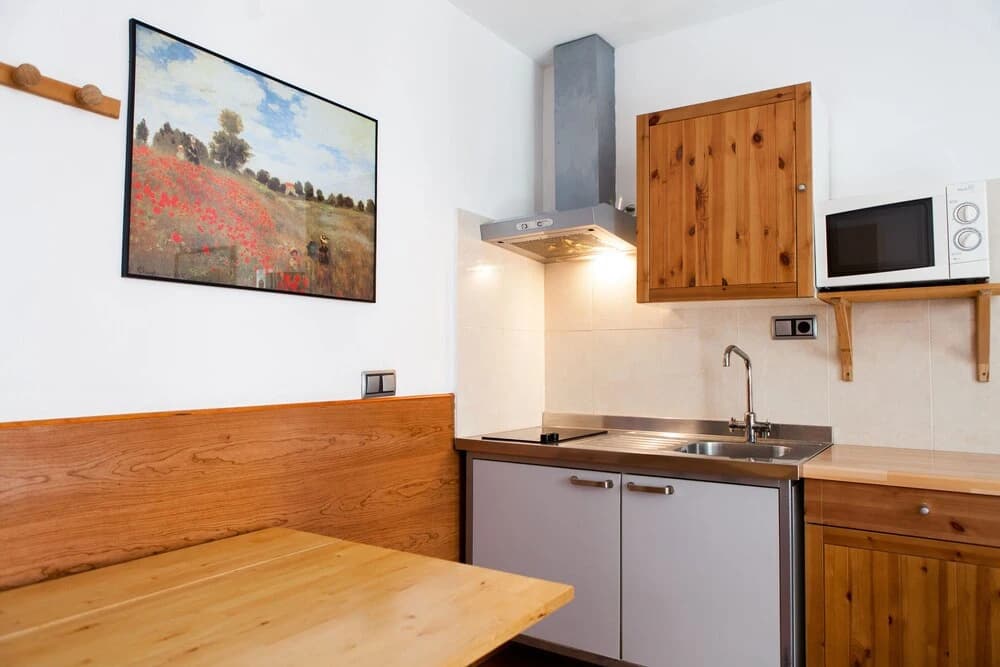 Centric Apartments Guest House - photo 2