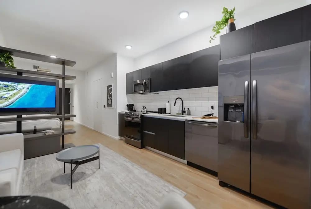 Studio with Panoramic City and Bay Views - photo 8