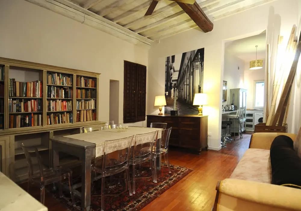 Cozy Central City Apartment - photo 17