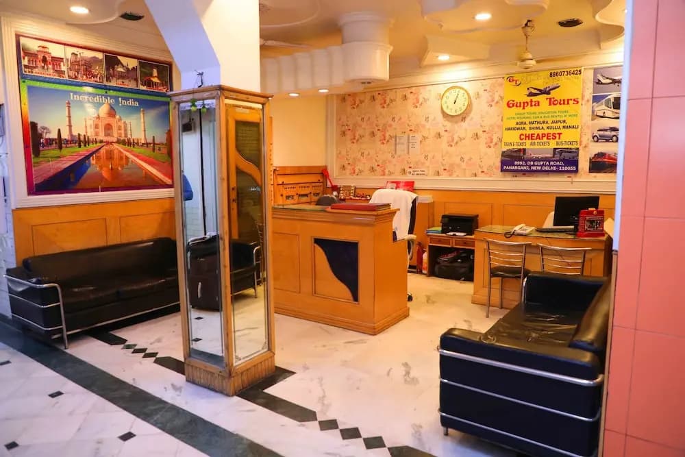 Hotel Kumar Palace - photo 2