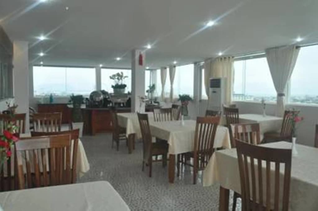 A25 Hotel - 137 Nguyen Du DN - photo 27