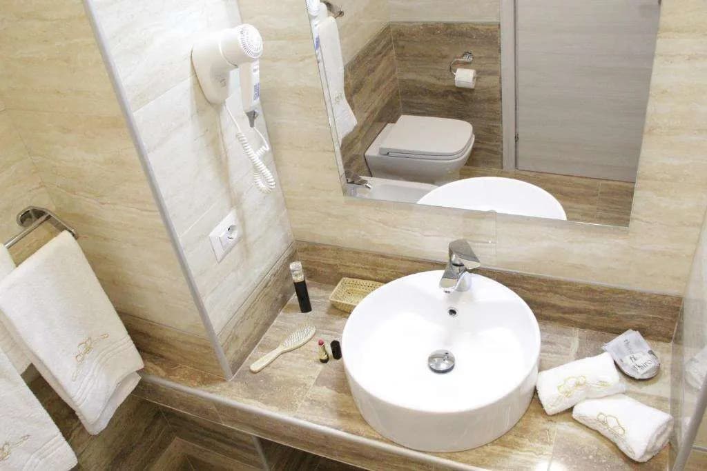 Hotel Siro - photo 10