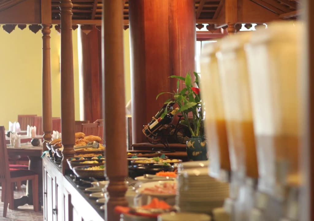 The Suite By Royal Crown Hotel - photo 11