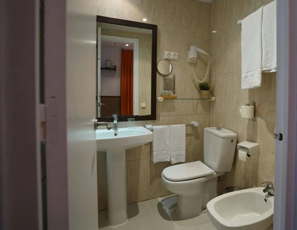 Hotel Adagio Gastronòmic - photo 7
