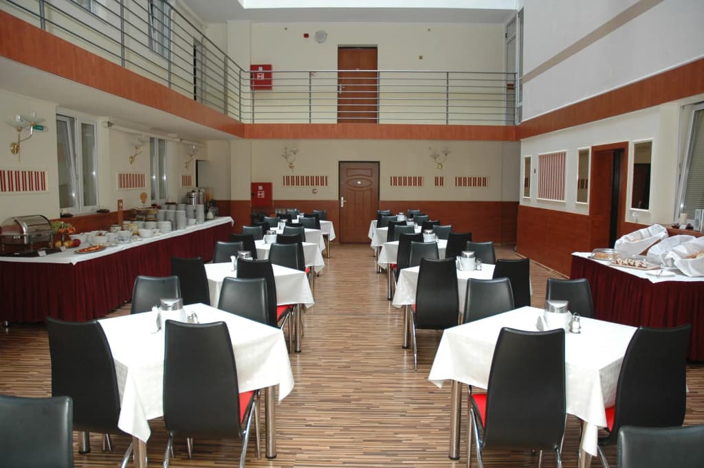 Atlantic Hotel - photo 16