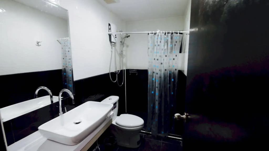 Basic Line Hotel at Loikroh - photo 8