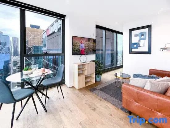 LV42 High-rise condo CBD panoramic city view - photo 1