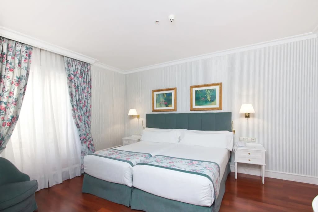 Hotel Atlantico Madrid - photo 7