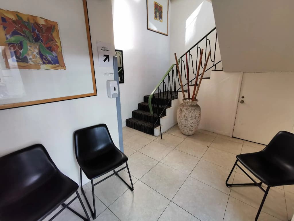City Centre Budget Hotel - photo 14