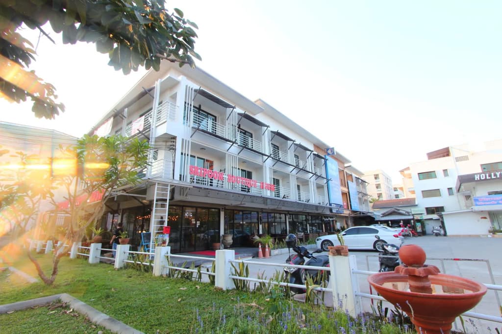 Sripoom Boutique House - photo 19