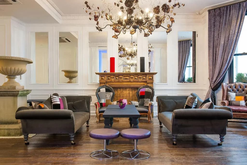 The Exhibitionist Hotel - photo 2
