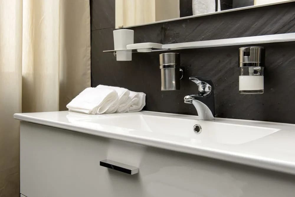 Joseph Apartments - photo 10