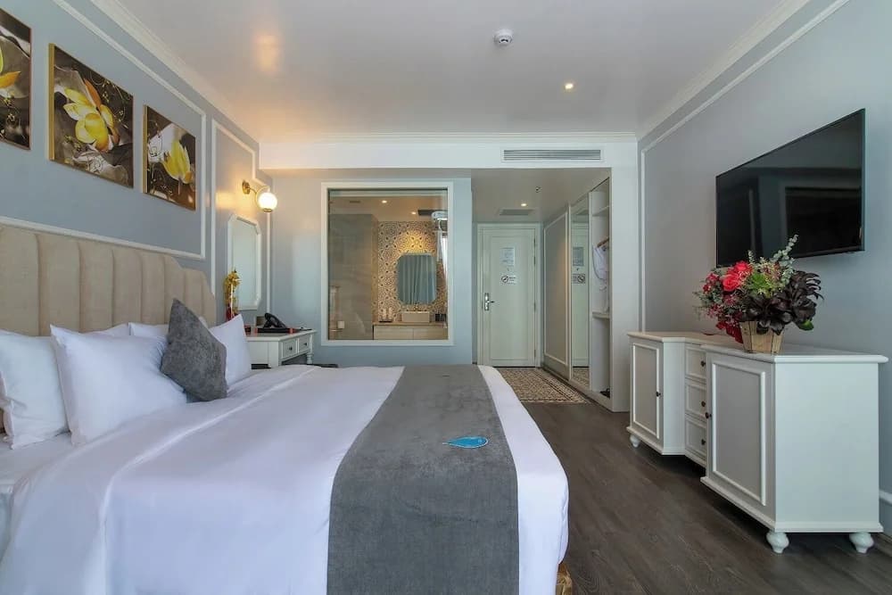 La Vague Hotel - photo 5