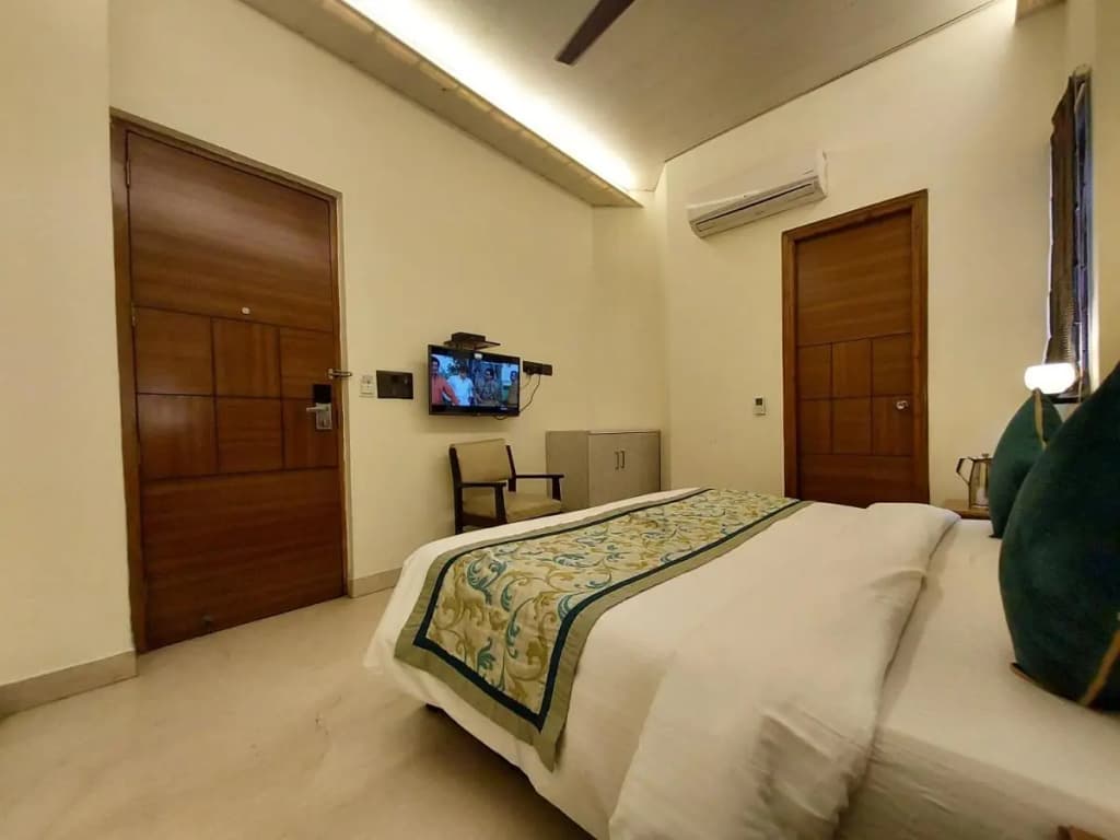 Hotel Green Castle - photo 3