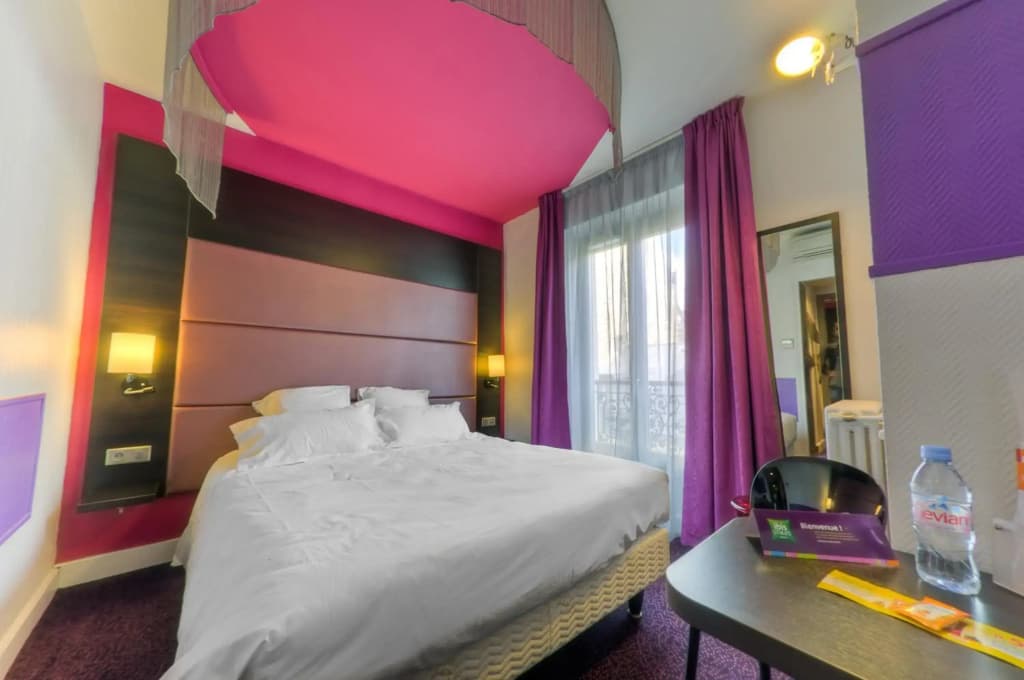 Accueil Hotel Paris Pigalle Montmartre - photo 4