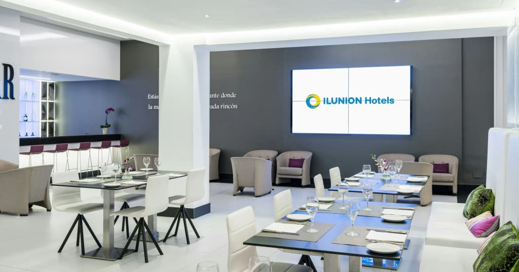 Hotel ILUNION Suites Madrid - photo 21