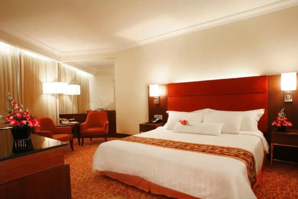 Rembrandt Hotel & Towers (Serviced Apartments) - photo 1