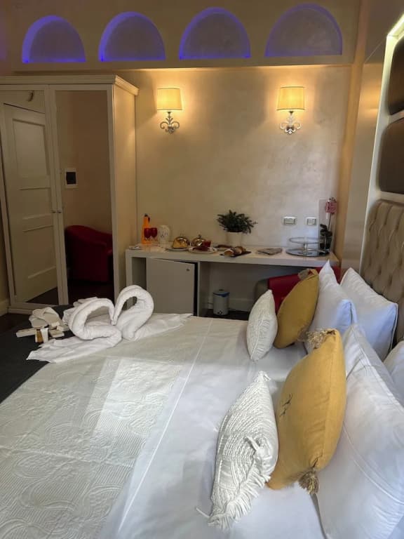 Piazza Venezia Luxury Suite - photo 13