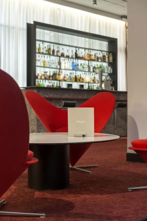 Hilton Madrid Airport - photo 18