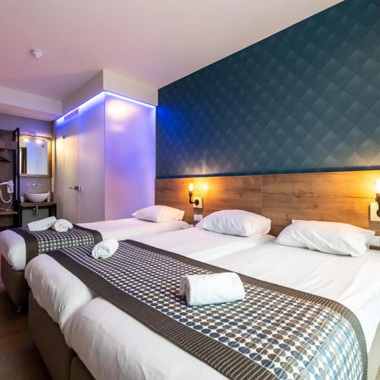 Melrose Hotel - photo 25