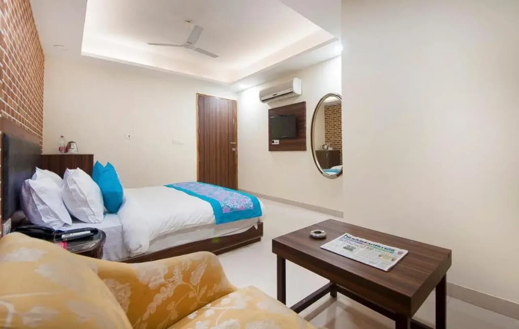 Hotel Milan by Foxi Group-Delhi Airport - photo 17