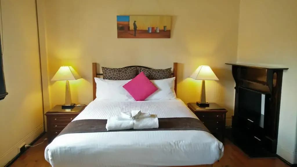 Sydney Harbour Bed and Breakfast - photo 29