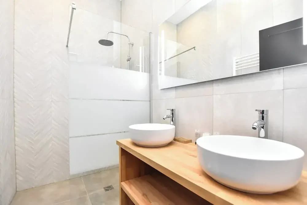 Quiet Apartment - 3br/8p - Nation - photo 7