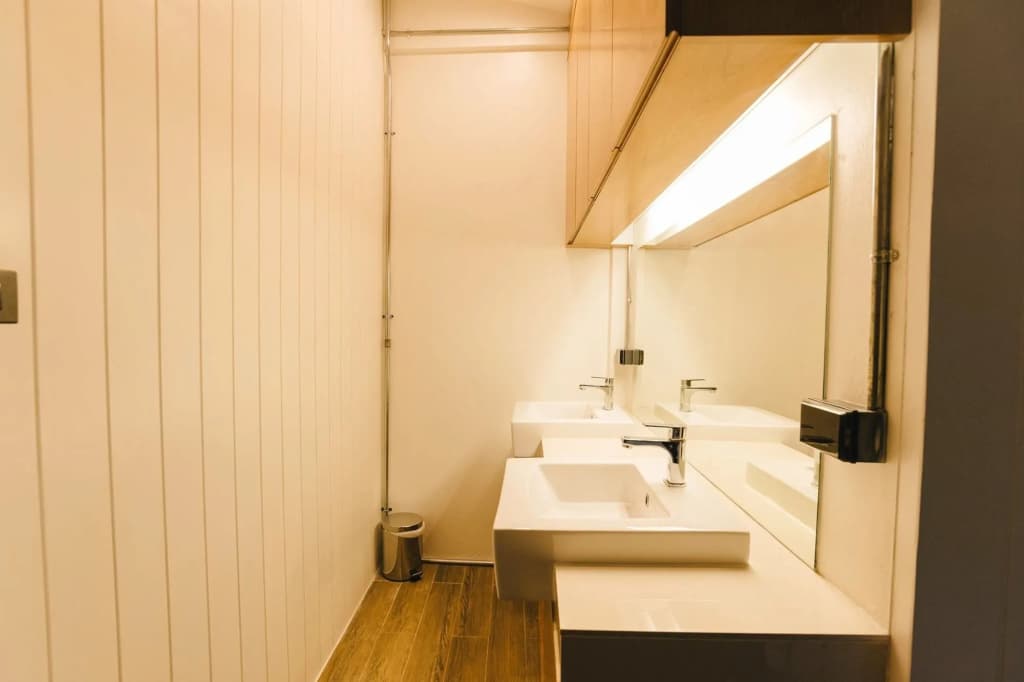 Bed Addict Hostel - photo 10