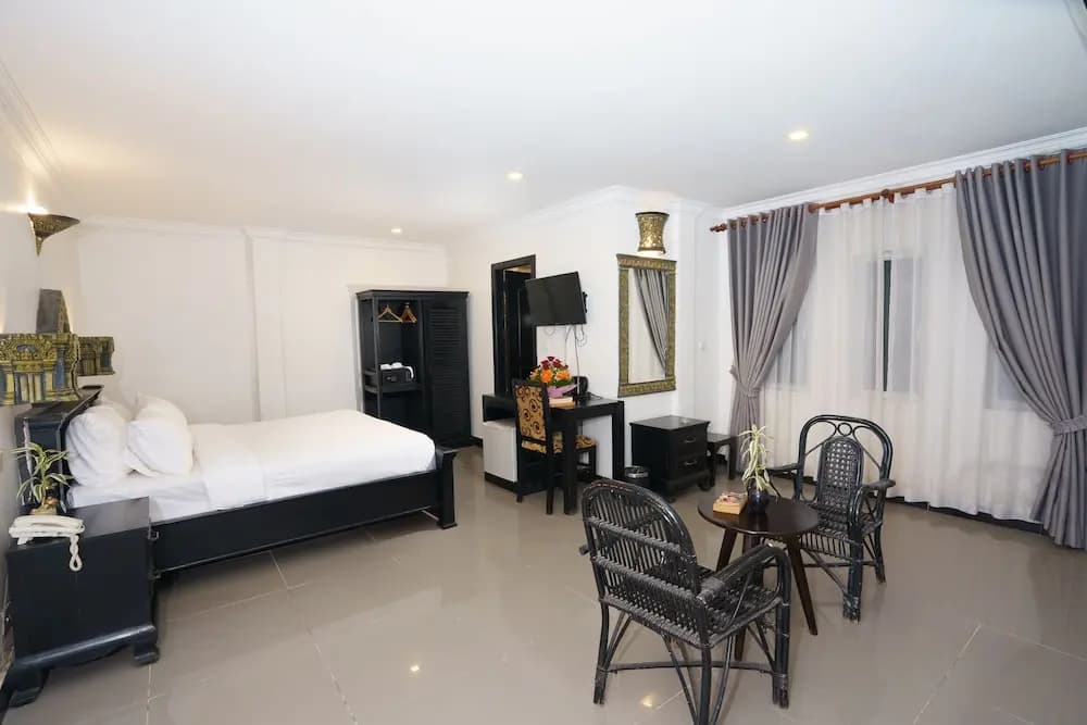 The Rabbit Hole Hotel & Spa - photo 7