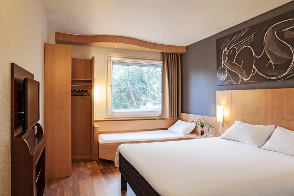 ibis Barcelona Meridiana Hotel - photo 3