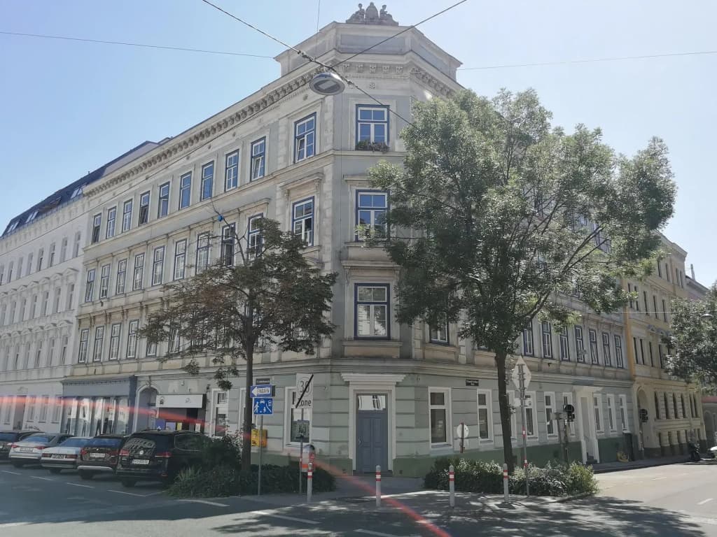 Vienna Gold Apartments - photo 13
