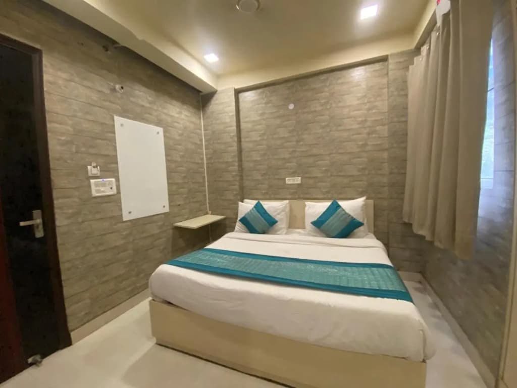 Hotel Red Chilly - photo 34