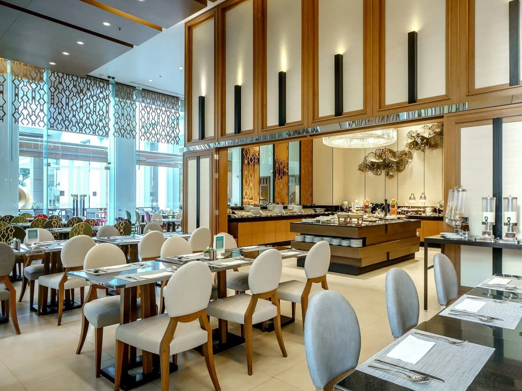 Grande Centre Point Ploenchit Hotel - photo 33