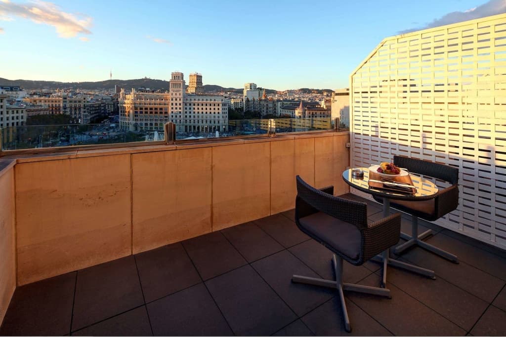 Olivia Plaza Hotel - photo 15