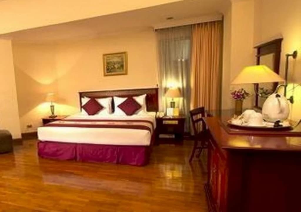 Hotel Sentral Jakarta - photo 6