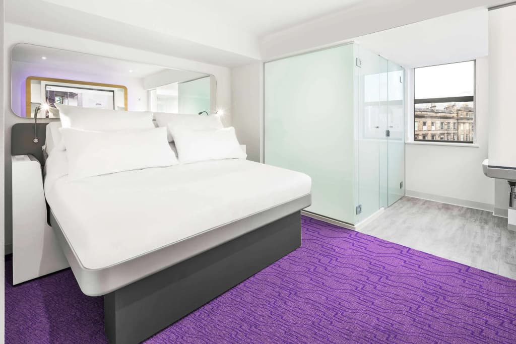 YOTEL Edinburgh - photo 6