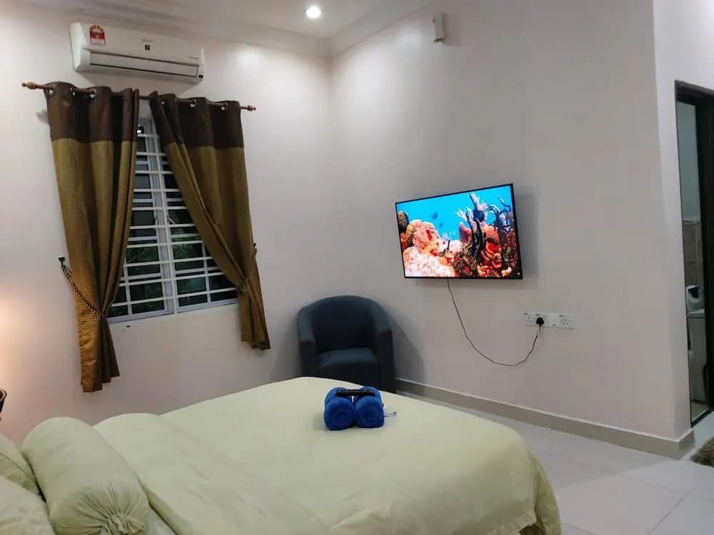 Villa Solihin - photo 4