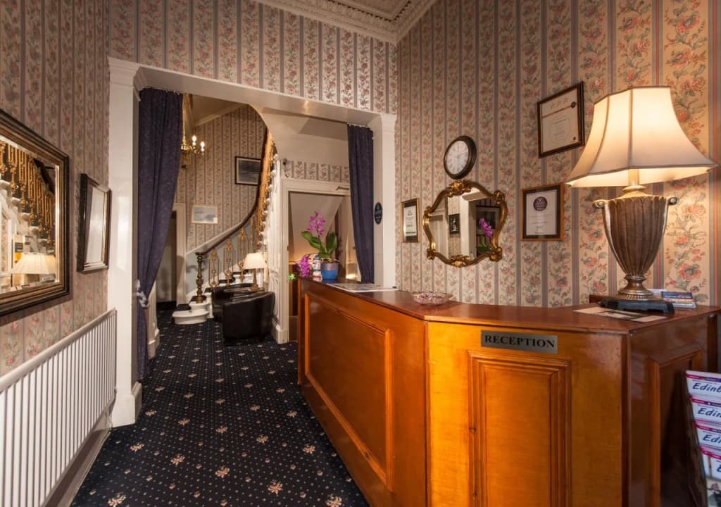 The St. Valery Guest House - photo 10