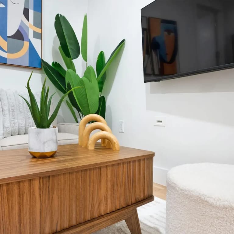 1290-3 New Renovated 2 Bedrooms in UES - photo 4
