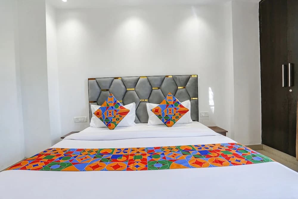 Fabhotel 24&7 - photo 4